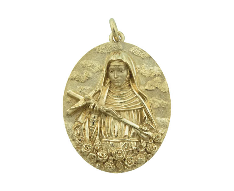 Yellow gold Saint Rita pendant, front view of the figurative medal