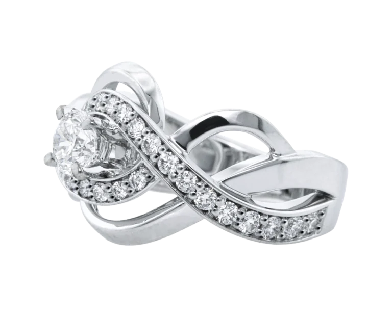 Anello Treccia di Amore con diamanti e motivo intrecciato simbolo di unione e continuità