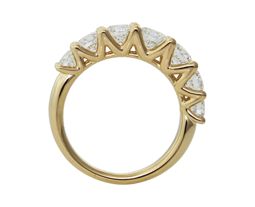 Side view of the yellow gold Diadema ring with natural diamonds